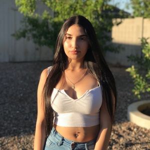 Meet your Posher, Kassandra